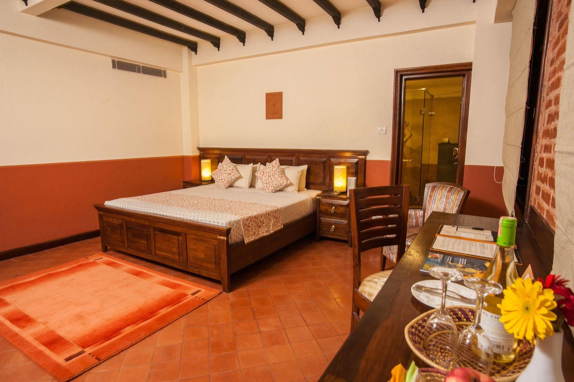 Traditional Comfort Boutique Hotel Kathmandu Exterior photo