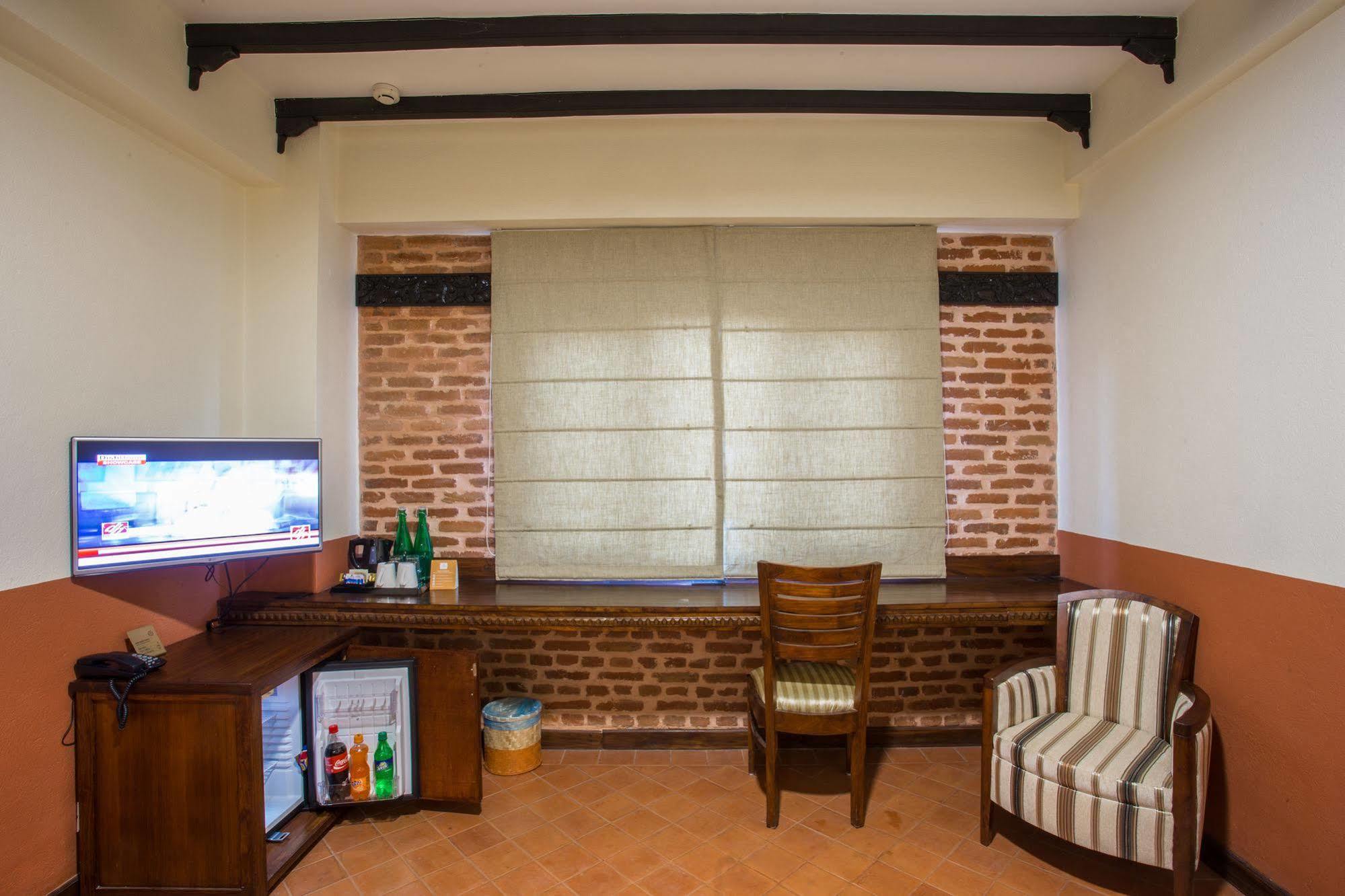Traditional Comfort Boutique Hotel Kathmandu Exterior photo